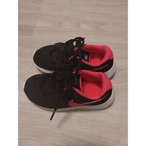 Nike TANJUN (GS) Sneakers Shies Black/Hyper Pink Size 10.5C